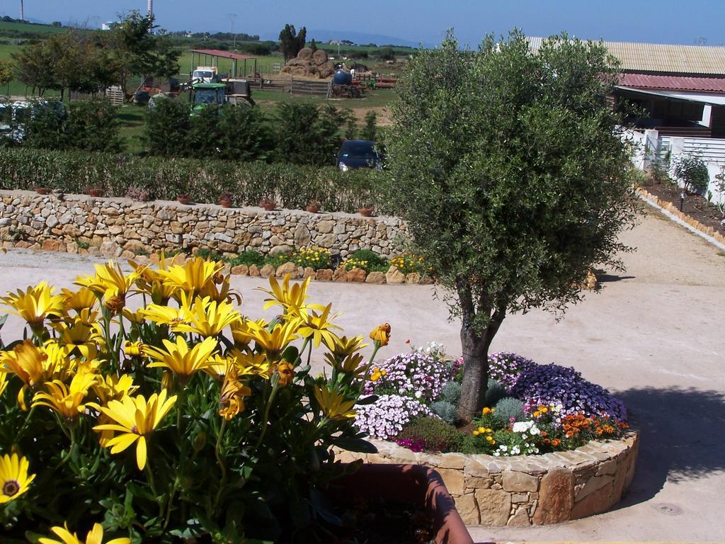Agriturismo Cuile De Molino Porto Torres Luaran gambar
